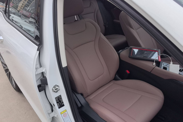 奔腾B70 2024款 龙腾版 1.5T 领跃型中控内饰41