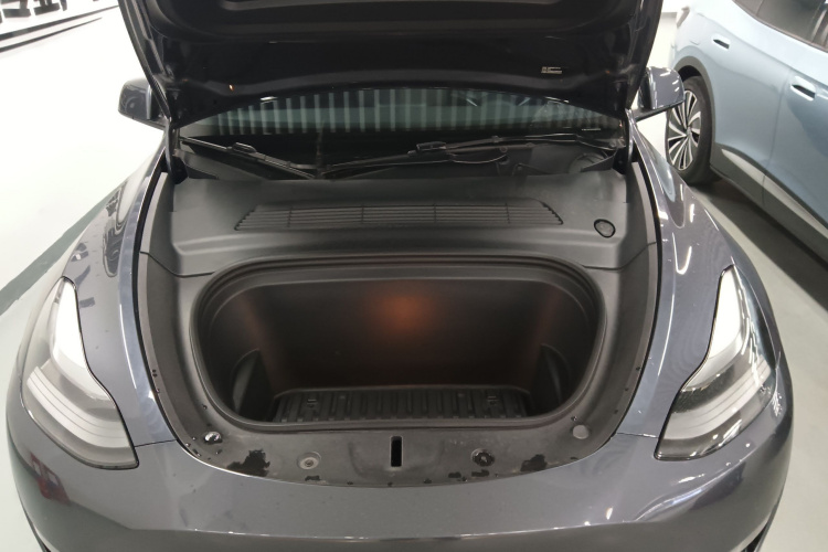 特斯拉 Model Y 2021款 长续航全轮驱动版 3D7机舱底盘24