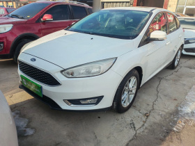 福特 福克斯 2017款 两厢 1.6L 手动风尚型智行版