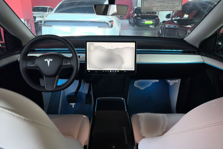 特斯拉 Model Y 2022款 改款 后轮驱动版中控内饰7002