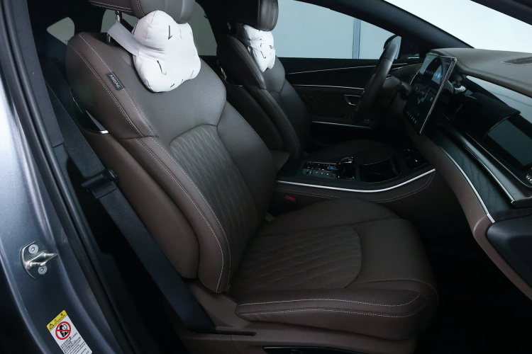 比亚迪 汉 2023款 DM-i 冠军版 200KM 旗舰型局部细节41