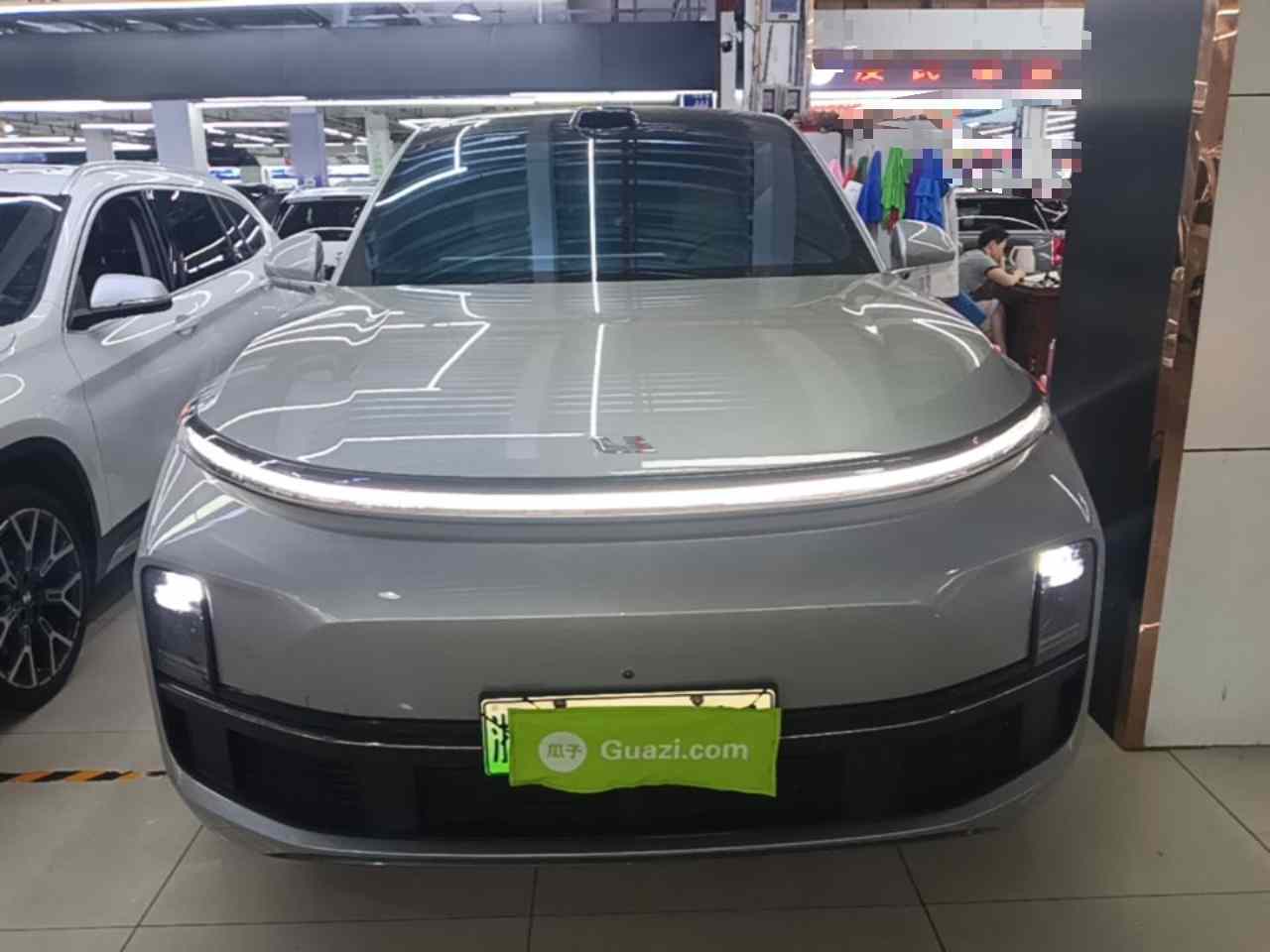 理想汽车 理想L8 2023款 Max(1)