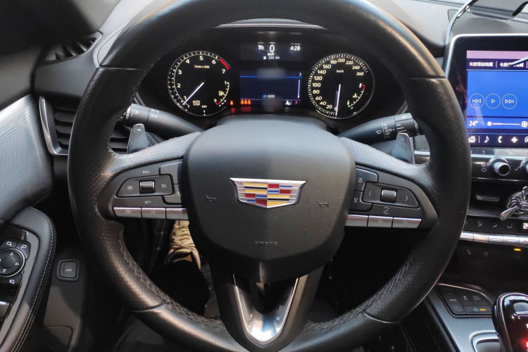 凯迪拉克CT5 2020款 改款 28T 领先运动型中控内饰13