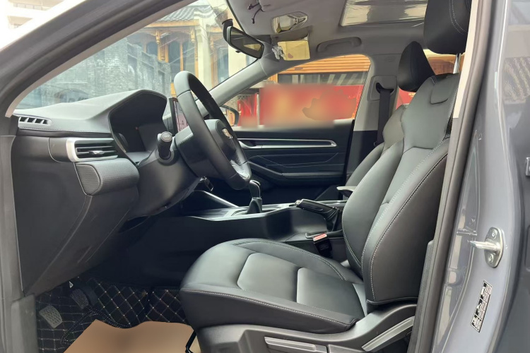 吉利汽车 帝豪 2026款 第4代 400万纪念款 1.5L 手动超越型中控内饰19