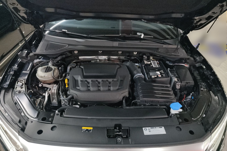 大众 帕萨特 2023款 380TSI 豪华版机舱底盘24
