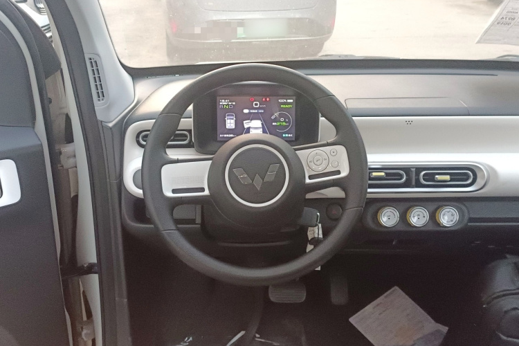 五菱汽车 宏光MINIEV 2024款 第三代 215km 青春版中控内饰13