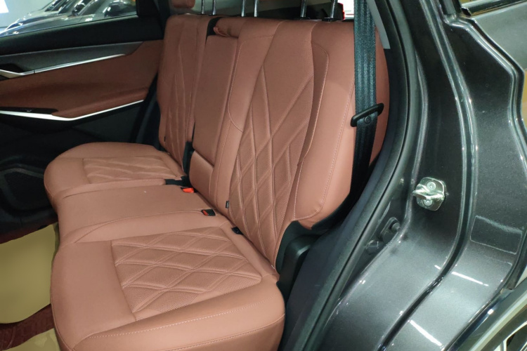 长安CS75 PLUS 2023款 第三代 1.5T 自动尊贵型中控内饰7004