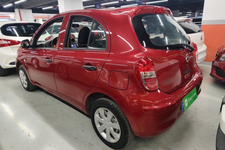 日产 玛驰 2010款 1.5L 自动易炫版车身外观4