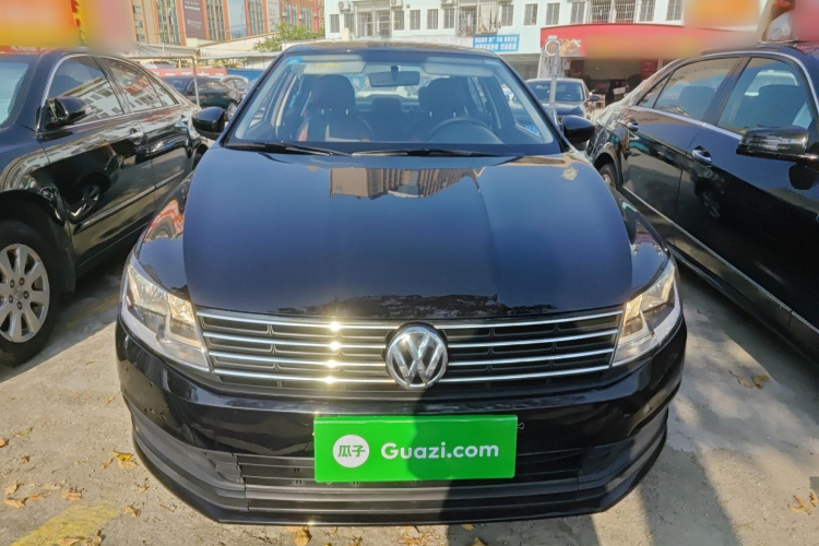 大众 朗逸 2017款 1.6L 自动风尚版车身外观2