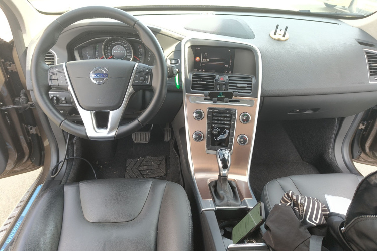 沃尔沃XC60 2017款 T5 智进升级版中控内饰12