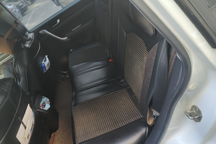 哈弗H6 2016款 升级版 1.5T 自动两驱精英型中控内饰21