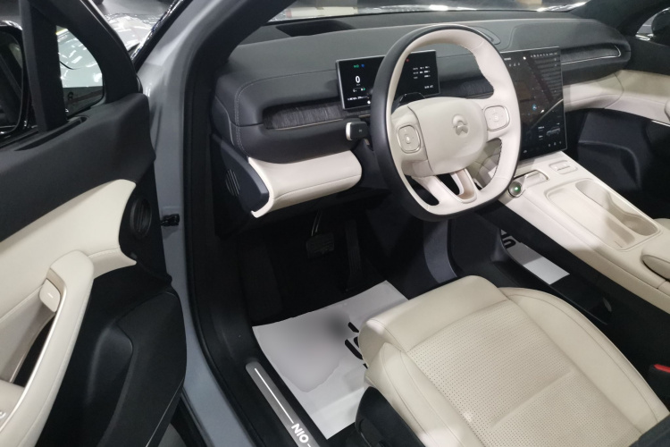 蔚来ES6 2024款 75kWh中控内饰20