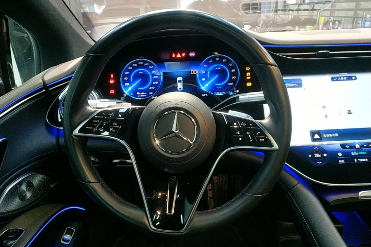 奔驰EQS 2022款 改款 450+ 先锋版中控内饰13