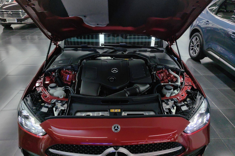 奔驰C级 2022款 C 200 L 运动版局部细节24