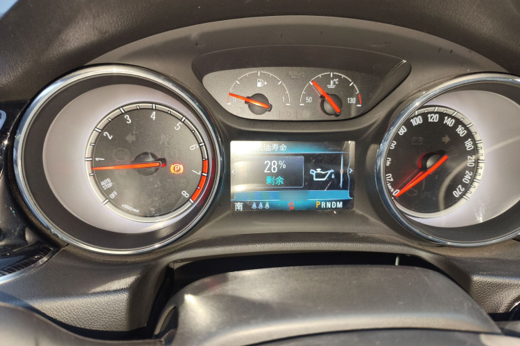 别克 君威 2019款 20T 精英型 国V局部细节14