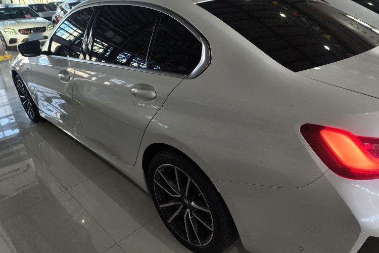 宝马3系 2023款 325Li M运动套装车身外观6003