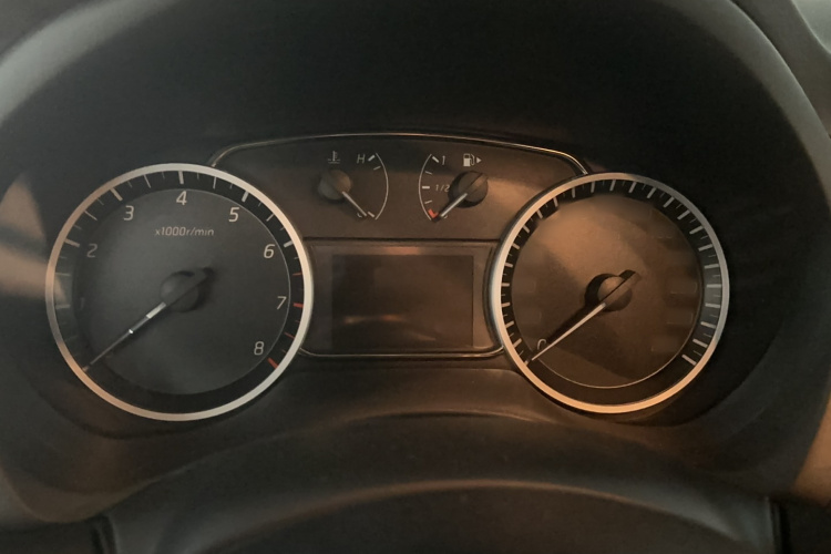 日产 轩逸 2024款 经典 1.6XE CVT舒适版局部细节14