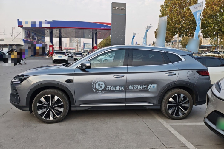 比亚迪 宋PLUS新能源 2025款 EV 智驾版 605km 旗舰型车身外观6003