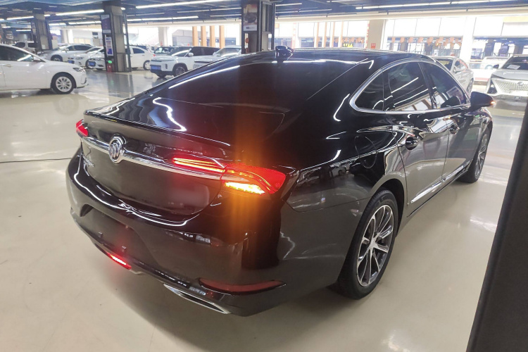 别克 君越 2022款 652T 豪华型车身外观6005