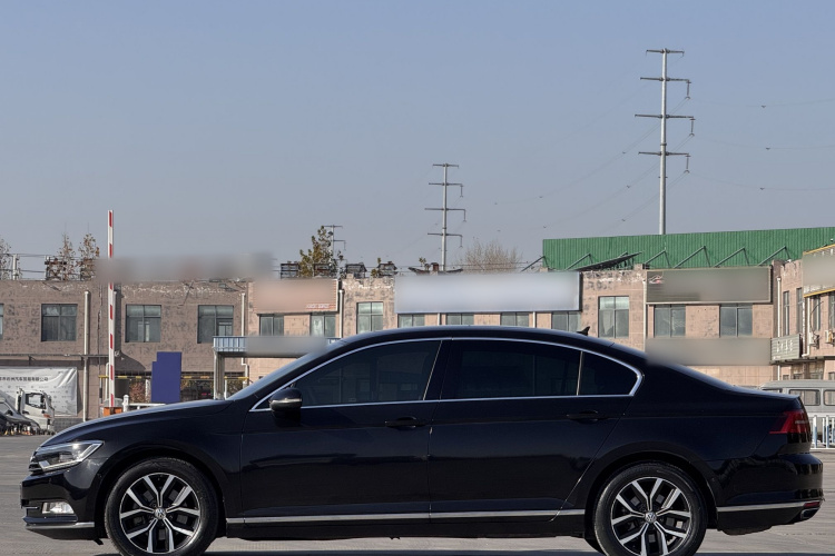 大众 迈腾 2017款 330TSI DSG 尊贵型车身外观6002