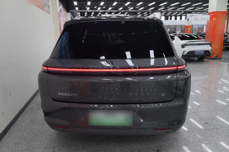 理想汽车 理想L8 2023款 Pro车身外观6