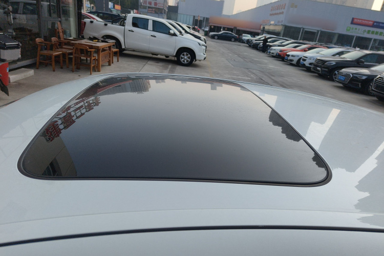 宝马5系 2014款 525Li 豪华设计套装局部细节57