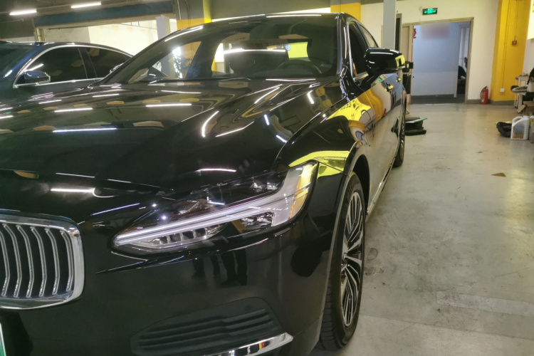 沃尔沃S90新能源 2024款 插电式混动 四驱长续航智逸豪华版局部细节36