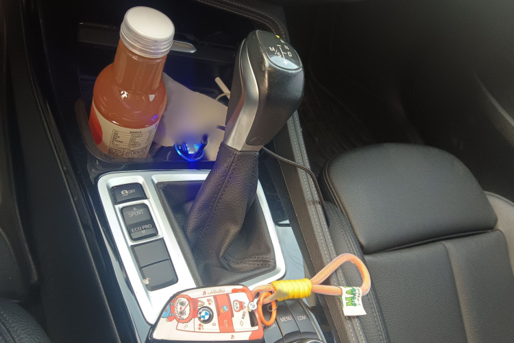 宝马1系 2018款 改款 118i 运动型局部细节18