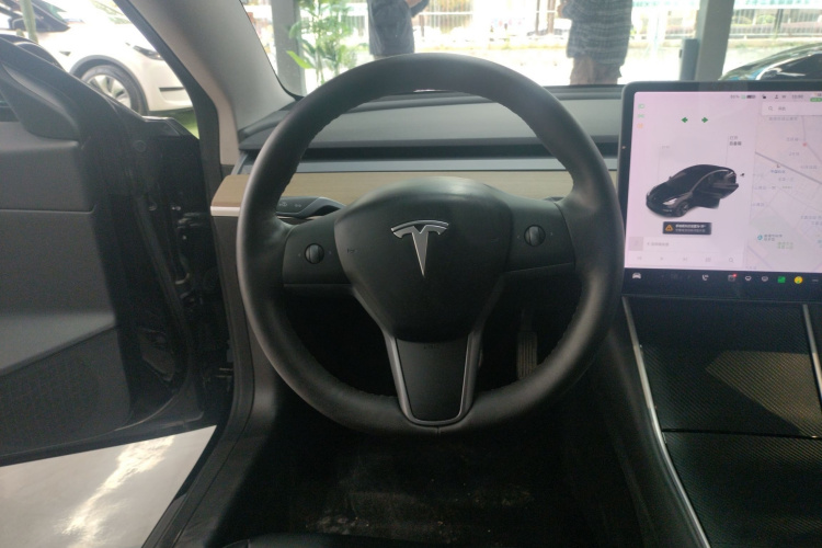 特斯拉 Model 3 2019款 标准续航后驱升级版局部细节13