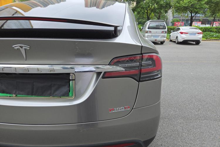 特斯拉 2017款 Model X 100D 长续航版车身外观6001