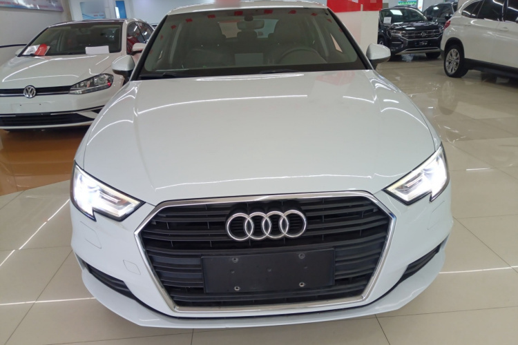 奥迪A3 2017款 Sportback 35 TFSI 进取型车身外观6001