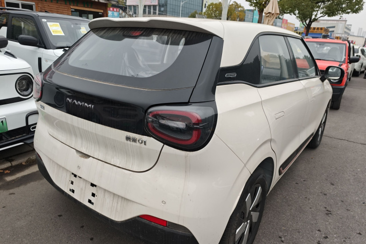 东风纳米 纳米01 2024款 焕新版 330 Air车身外观7