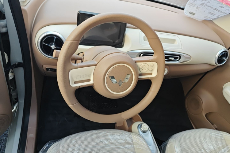 五菱汽车 宏光MINIEV 2025款 四门版 进阶款中控内饰13