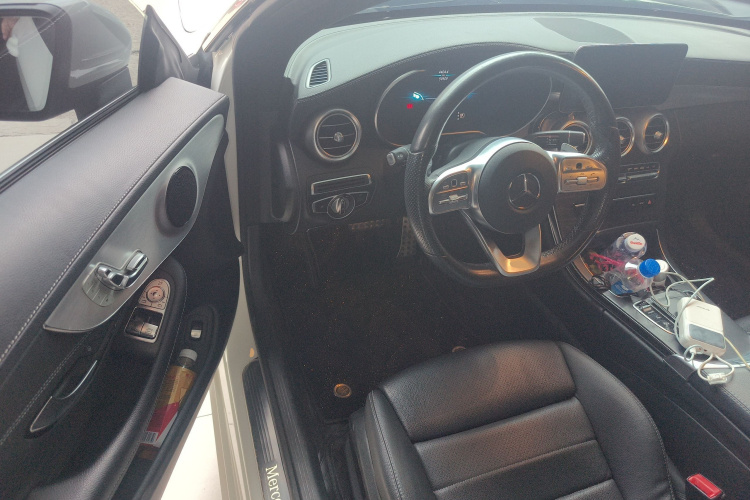 奔驰C级(进口) 2020款 C 260 轿跑车中控内饰7003