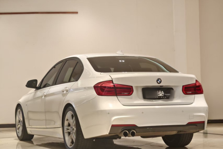 宝马3系 2018款 320i M运动套装车身外观6005