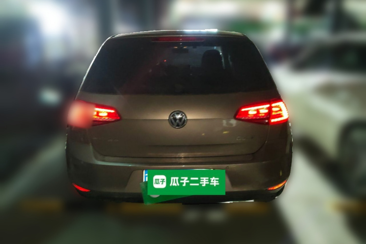 大众 高尔夫 2015款 1.4TSI 自动豪华型车身外观6