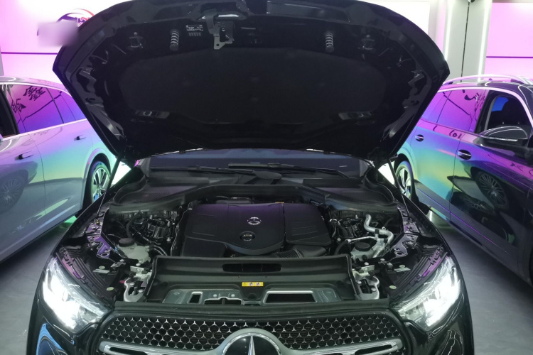 奔驰GLC 2024款 改款 GLC 300 L 4MATIC 动感型 5座机舱底盘24