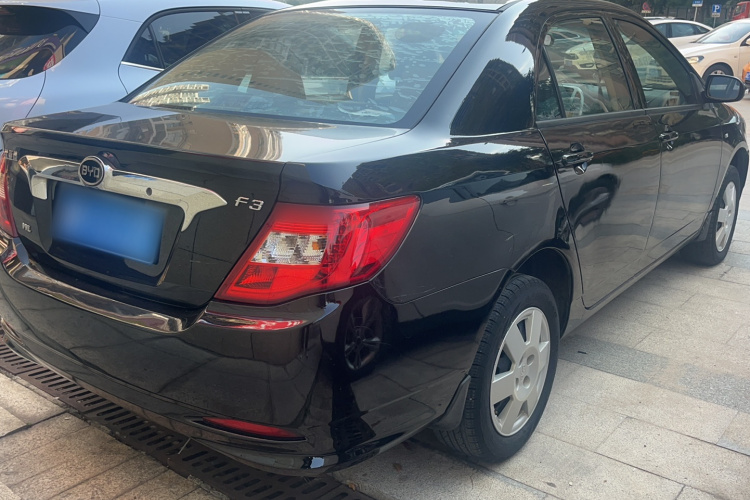 比亚迪F3 2015款 节能版 1.5L 手动舒适型车身外观7