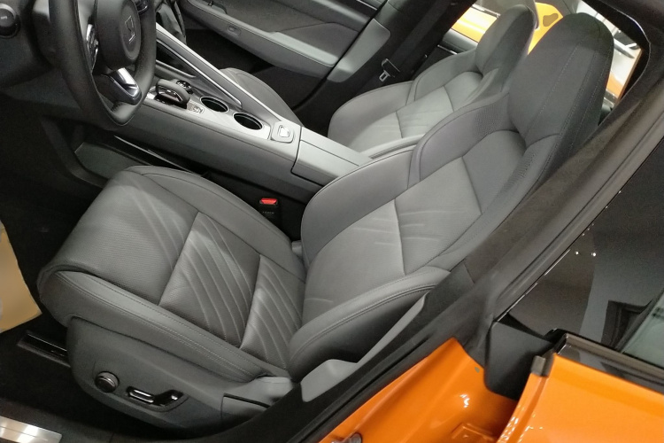 极氪001 2025款 WE版 100kWh 后驱中控内饰19