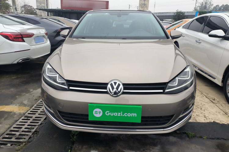 大众 高尔夫 2014款 1.4TSI 自动旗舰型车身外观2