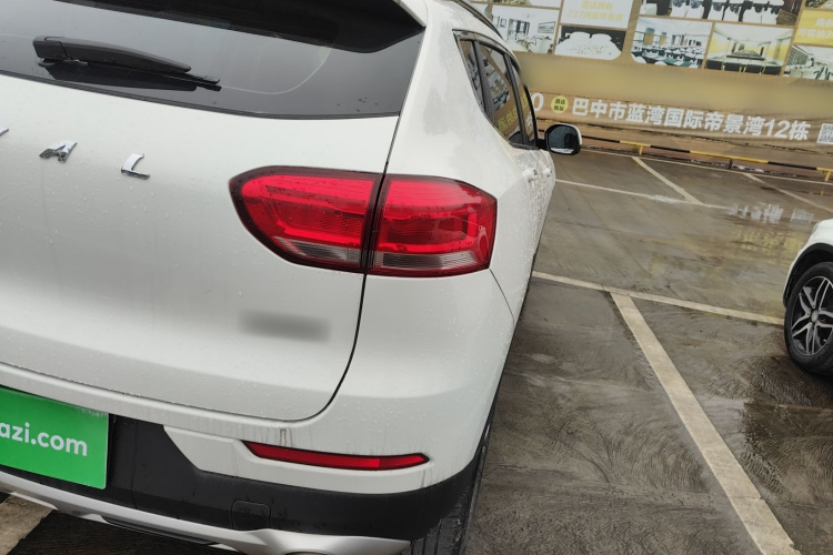 哈弗H2s 2018款 红标 1.5T 双离合风尚型车身外观9