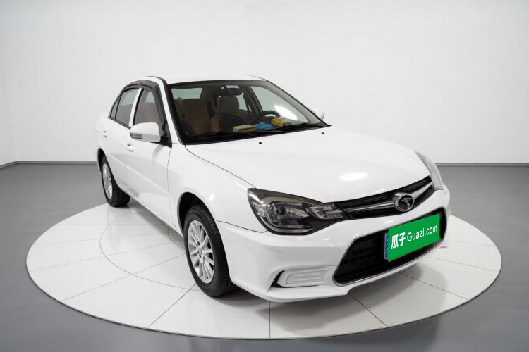 东南 V3菱悦 2015款 1.5L 手动幸福版车身外观3