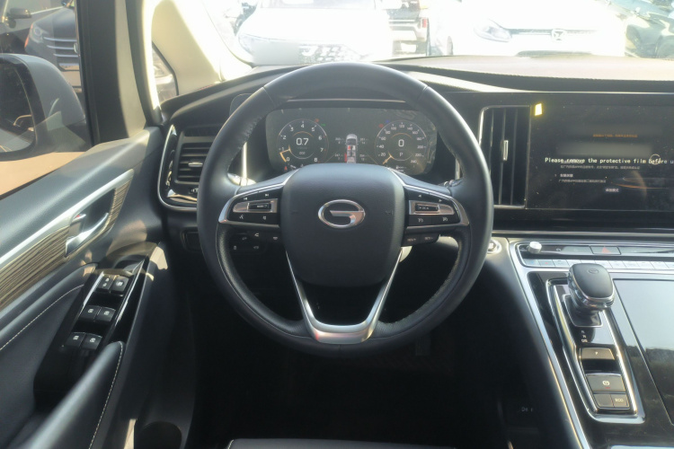 广汽传祺 传祺M8 2023款 领秀系列 390T 尊贵版中控内饰13