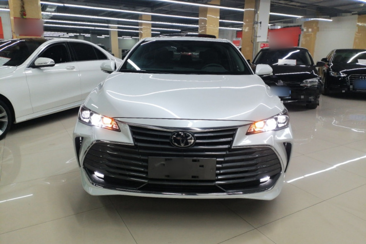 丰田 亚洲龙 2019款 2.0L 进取版 国VI车身外观6001