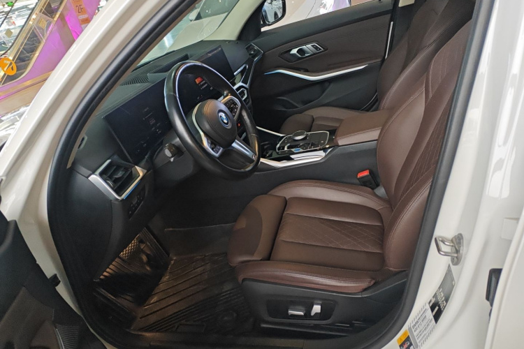 宝马i3 2022款 eDrive 35 L中控内饰19