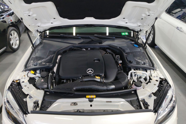 奔驰C级 2020款 C 260 L 运动版局部细节24