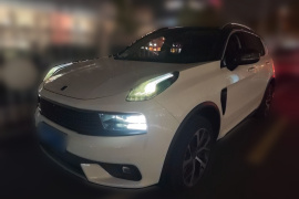 领克01 2017款 2.0T 四驱劲Pro版