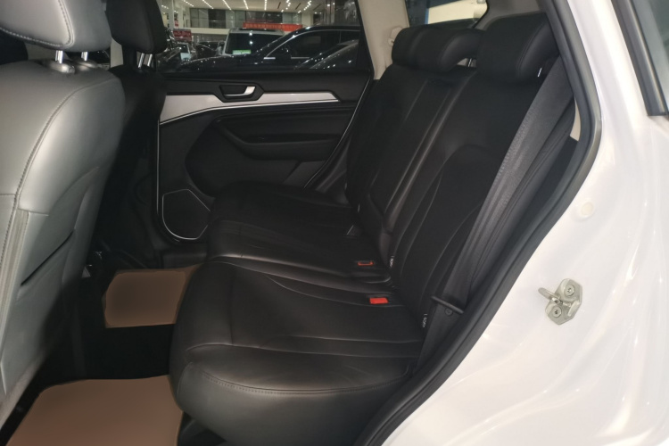 哈弗H6 2018款 蓝标 运动版 1.5T 自动两驱精英型中控内饰21