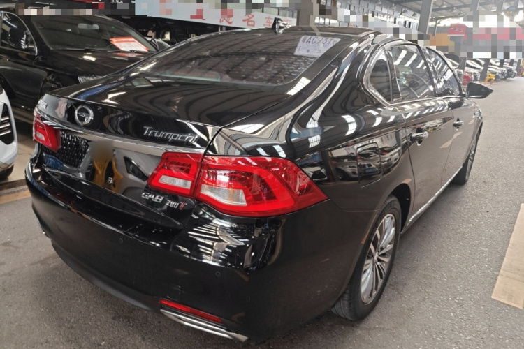 广汽传祺 传祺GA8 2017款 280T 尊享版车身外观6005