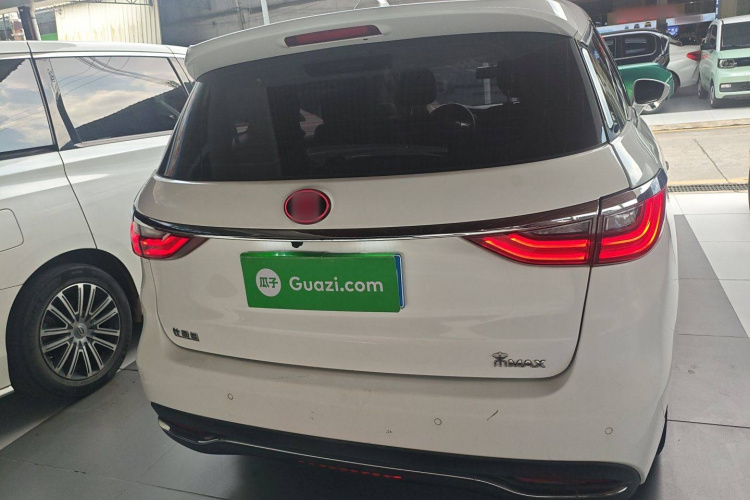 比亚迪 宋MAX 2018款 1.5T 自动智联豪华型 6座车身外观6004